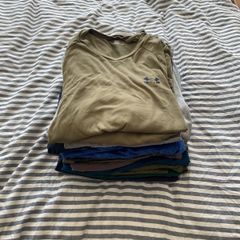 Under Armour x 20 size M (job lot)