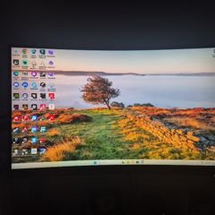 Curved MSI 144hz 1ms refresh rate