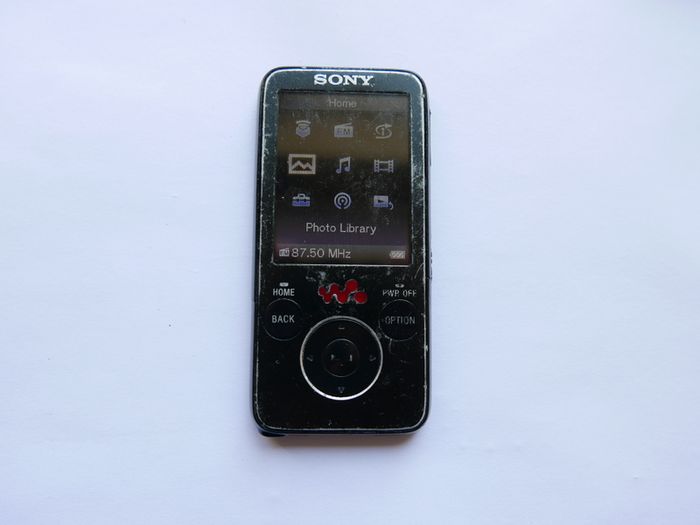 Sony Walkman NWZ-S638F Digital Media Player MP3 Player