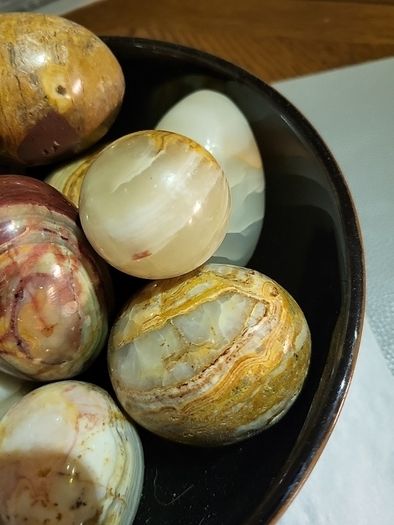 Eggs quartz agate 10 euro each