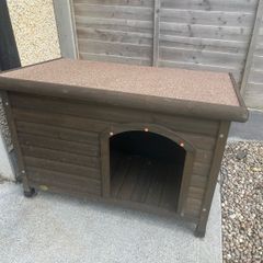 Wooden Dog Kennel