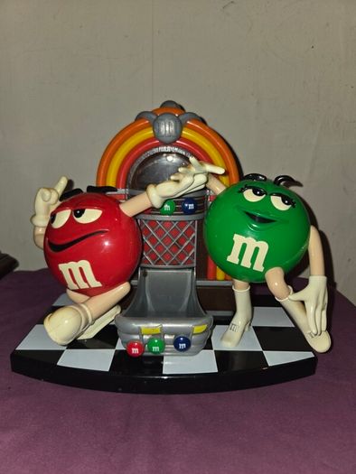 M&M's Rock 'n Roll Cafe Jukebox Candy Dispenser