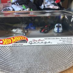 Hot Wheels Premium Jay Leno's Garage Mercedez-Benz Tank Car '17 GT Shelby GT350R