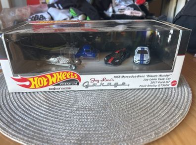 Hot Wheels Premium Jay Leno's Garage Mercedez-Benz Tank Car '17 GT Shelby GT350R