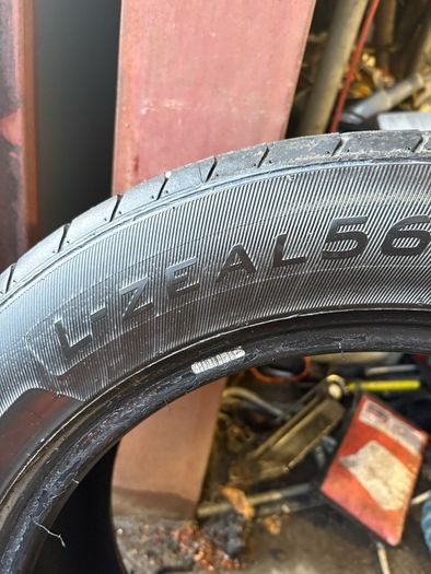 235 55r17