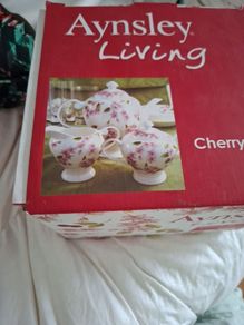 New Boxed Aynsley Living Cherry Bloosom Tea, Sugar and Cream Set
