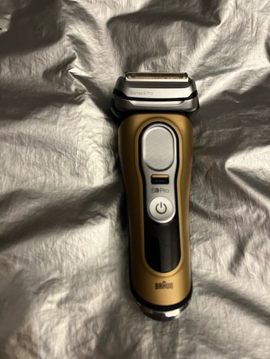 Braun Series 9 Pro Electric Shaver 4+1 head wet dry razor