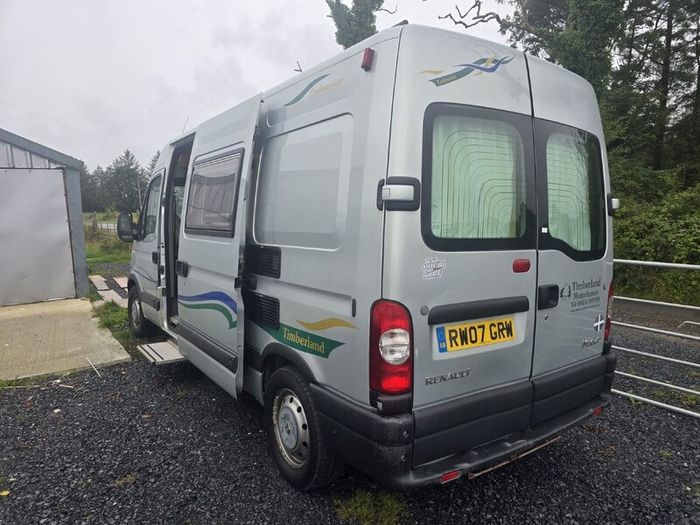 Camper