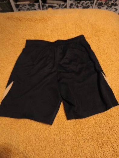 Nike dri-fit boys shorts 12-13 yrs