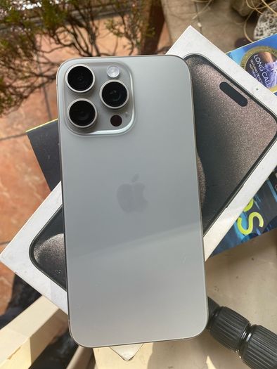 iPhone 15 pro max