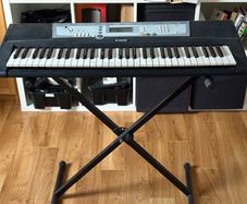 Yamaha YPT-200 keyboard