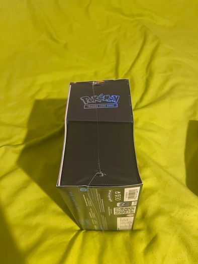 Pokemon ETB