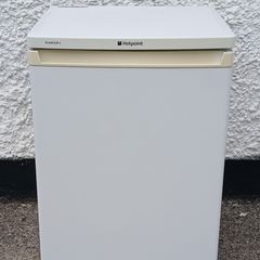 hotpoint undercounter fridge