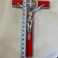 large red crucifix cross,,lovely condition,, beautiful,,,buyer collects or pays postage thank you,,sold as is ,some of the money will be going to charity,good cause ,,