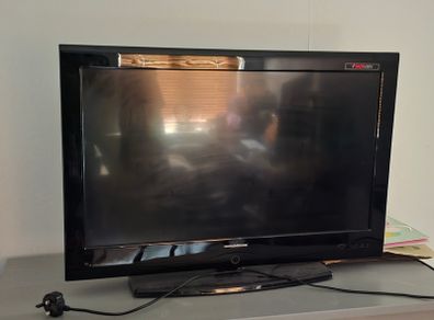 Free Normende 32 inch TV, no remote