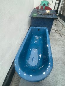 Cast iron bath