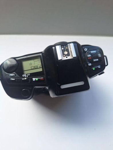 Nikon F90X professional 35mm film camera