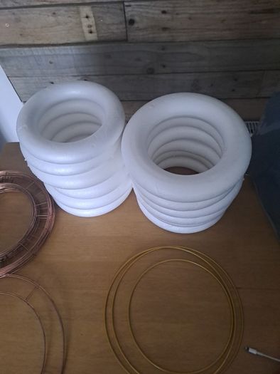 wreath rings