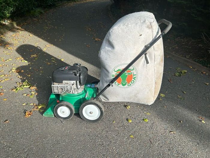 Wheeled Leaf and Litter Vacuum - Billy Goat