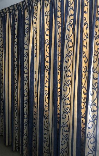 Lined curtain. Vintage fabric