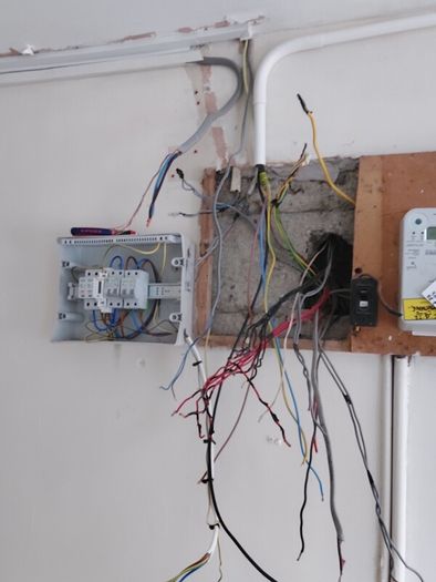 QC Electrician - Domestic / Commercial - Installation / Maintenance