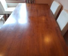Diningroom Table and Chairs