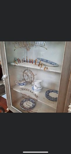 French cabinet