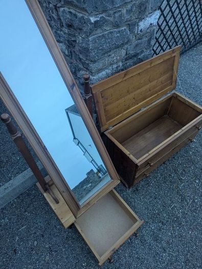 Solid pine storage chest and mirror