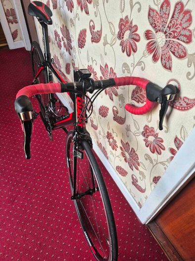 Price drop Giant Defy 1Racing bike
