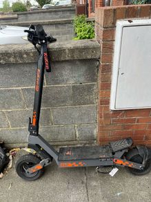 G2 electric scooter