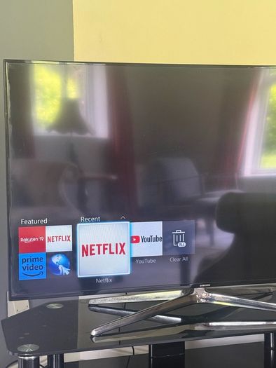 Samsung 48-inch TV (Model: UE48H4200AK)