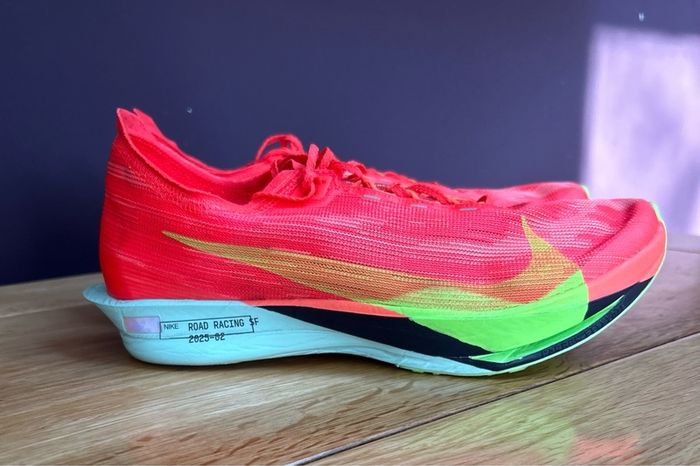 Nike Streakfly 2 - Size UK 10
