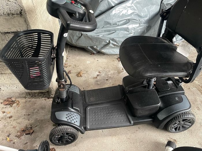 Immobility scooter