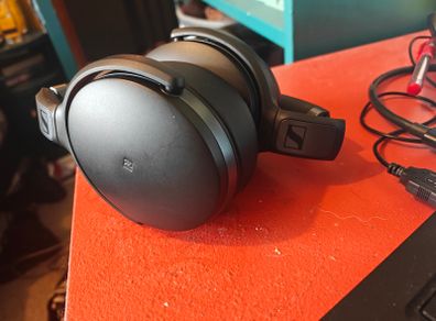 Headphones - Sennheiser HD4.40