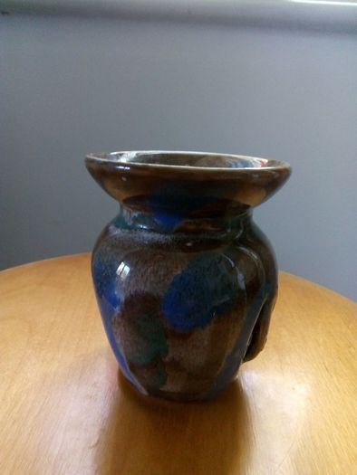 Tee candle holder