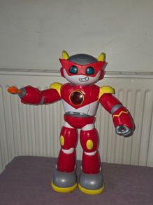 Ryan's World Ultimate Red Titan Robot - Lights + Sound working