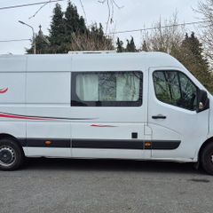 191 Renault Master Camper
