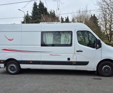 191 Renault Master Camper