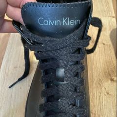 Calvin Klein size 43