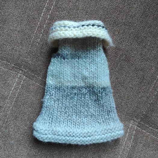 Small dog/ cat knitted jumper, size XS