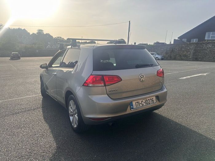 171 VW Commercial Golf
