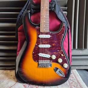 Squier Affinity Fender Stratocaster Sunburst