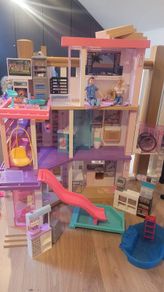 Barbie Dreamhouse Plus Extra