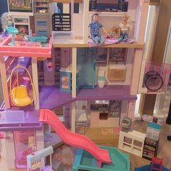 Barbie Dreamhouse Plus Extra