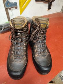 Meindl hiking boots