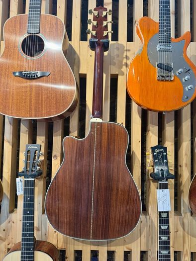 Takamine EG-334C Electro Acoustic