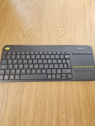 Logitech K400 Plus Wireless Keyboard Mouse Trackpad