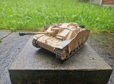 Forces Of Valor Unimax 1/32 German Sturmgeschutz III Ausf G (Stug III model tank)