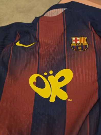 Olivia Rodrigo x FC Barcelona Limited Edition Jersey Size M Female Players Edition | 1495/1899