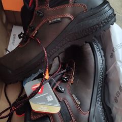 safety boots
